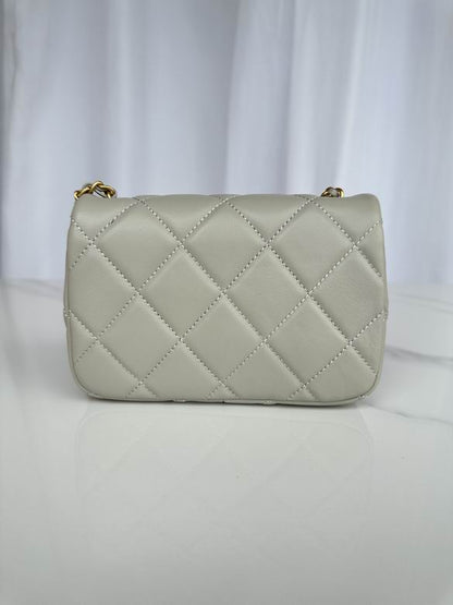 Chanel Handbags, AA+ Quality 100% Genuine Leather Classic Flap Medium Quilted Lambskin Black Gold, 18X 1 1X 5cm BL 4 Colour for chanel hand bag