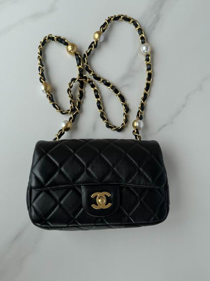 Chanel Handbags, AA+ Quality 100% Genuine Leather Classic Flap Medium Quilted Lambskin Black Gold, 18X 1 1X 5cm BL 4 Colour for chanel hand bag
