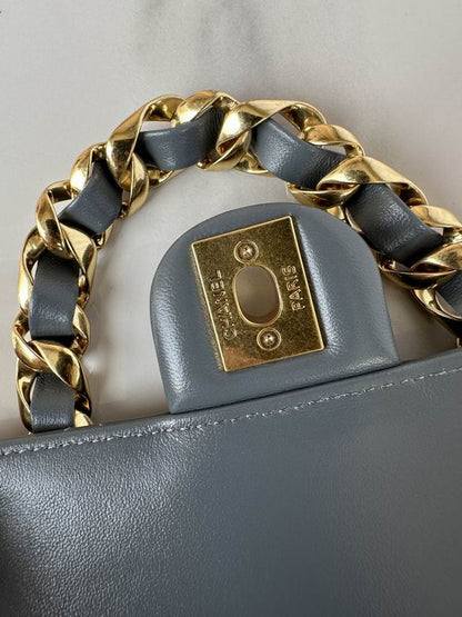 Chanel Handbags, AA+ Quality 100% Genuine Leather Classic Flap Medium Quilted Lambskin Black Gold, 18X 1 1X 5cm BL 4 Colour for chanel hand bag