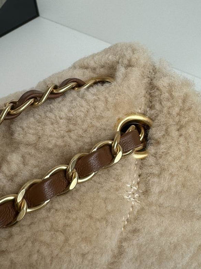 Chanel Inspired Handbags, AA+ Quality 100% Genuine Leather Classic Flap Medium Quilted Lambskin Black Gold, 18X 1 1X 5cm BL 4 Colour for chanel hand bag