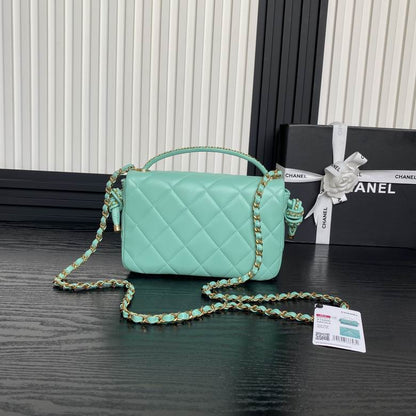Chanel Inspired Handbags, AA+ Quality 100% Genuine Leather Classic Flap Medium Quilted Lambskin Black Gold, 25X 14X 9cm BL 3 Colour for chanel hand bag