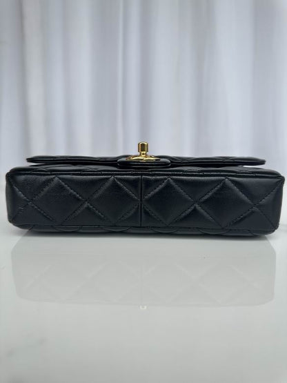 Chanel Handbags, AA+ Quality 100% Genuine Leather Classic Flap Medium Quilted Lambskin Black Gold, 18X 1 1X 5cm BL 4 Colour for chanel hand bag