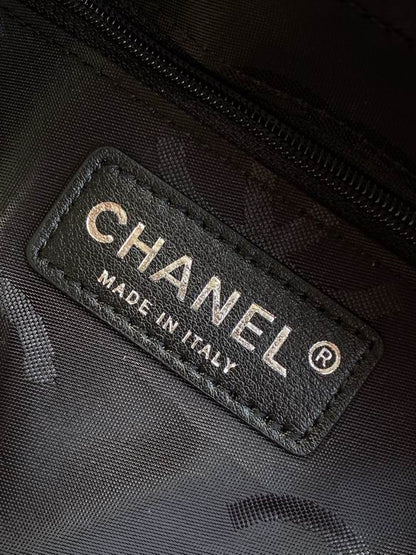 Chanel Inspired Handbags, AA+ Quality 100% Genuine Leather Classic Flap Medium Quilted Lambskin Black Gold, 18X 1 1X 5cm BL 4 Colour for chanel hand bag