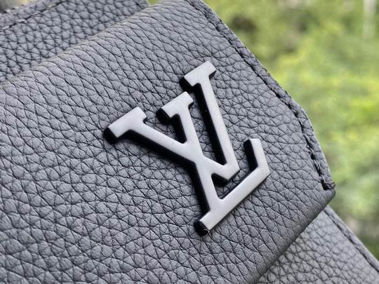 Louis Vuitton Inspired Handbags, AA+ Quality 100% Genuine Leather Classic Flap Medium Quilted Lambskin Black Gold, 18X 1 1X 5cm BL 4 Colour