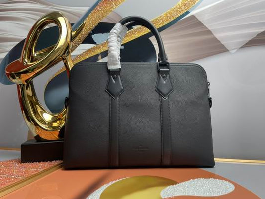 Louis vuitton Inspired Handbags, AA+ Quality 100% Genuine Leather Classic Flap Medium Quilted Lambskin Black Gold, 18X 1 1X 5cm BL 4 Colour