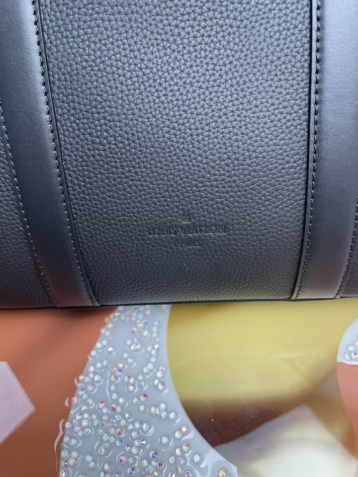 Louis vuitton Inspired Handbags, AA+ Quality 100% Genuine Leather Classic Flap Medium Quilted Lambskin Black Gold, 18X 1 1X 5cm BL 4 Colour