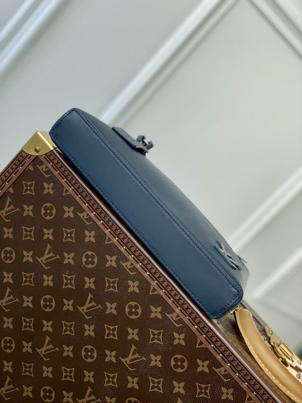 Louis vuitton Inspired Handbags, AA+ Quality 100% Genuine Leather Classic Flap Medium Quilted Lambskin Black Gold, 18X 1 1X 5cm BL 4 Colour