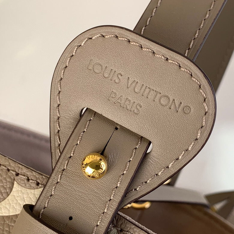 Louis Vuitton Inspired Handbags, AA+ Quality 100% Genuine Leather Classic Flap Medium Quilted Lambskin Black Gold, 18X 1 1X 5cm BL 4 Colour