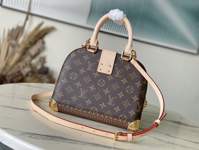Louis Vuitton Inspired Handbags, AA+ Quality 100% Genuine Leather Classic Flap Medium Quilted Lambskin Black Gold, 18X 1 1X 5cm BL 4 Colour