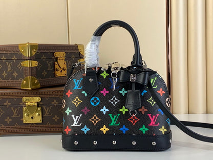 Louis Vuitton Inspired Handbags, AA+ Quality 100% Genuine Leather Classic Flap Medium Quilted Lambskin Black Gold, 18X 1 1X 5cm BL 4 Colour