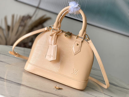 Louis Vuitton Inspired Handbags, AA+ Quality 100% Genuine Leather Classic Flap Medium Quilted Lambskin Black Gold, 18X 1 1X 5cm BL 4 Colour