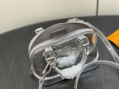 Louis Vuitton Inspired Handbags, AA+ Quality 100% Genuine Leather Classic Flap Medium Quilted Lambskin Black Gold, 18X 1 1X 5cm BL 4 Colour