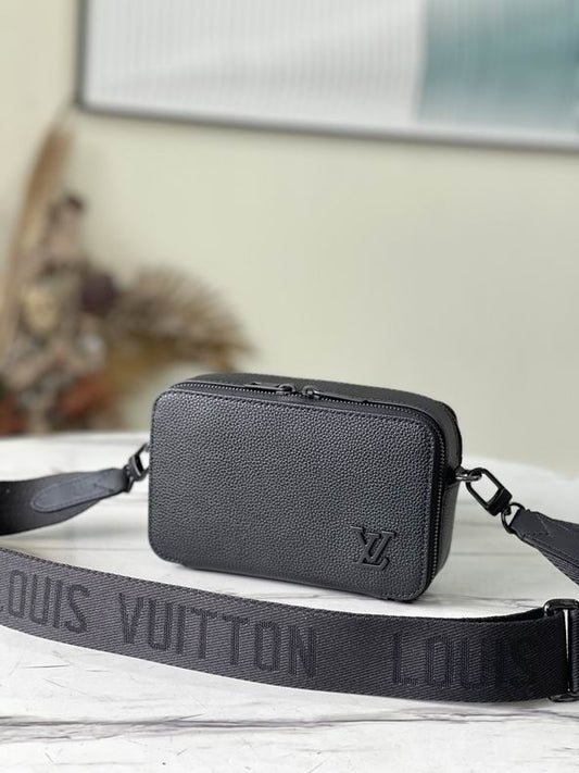 Louis vuitton Inspired Handbags, AA+ Quality 100% Genuine Leather Classic Flap Medium Quilted Lambskin Black Gold, 18X 1 1X 5cm BL 4 Colour