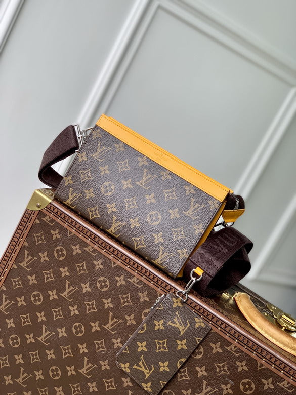 Louis vuitton Inspired Handbags, AA+ Quality 100% Genuine Leather Classic Flap Medium Quilted Lambskin Black Gold, 18X 1 1X 5cm BL 4 Colour