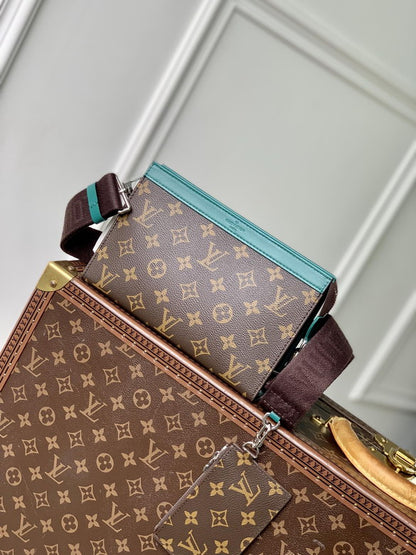 Louis vuitton Inspired Handbags, AA+ Quality 100% Genuine Leather Classic Flap Medium Quilted Lambskin Black Gold, 18X 1 1X 5cm BL 4 Colour