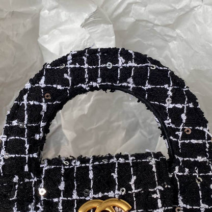 Chanel Inspired Handbags, AA+ Quality 100% Genuine Leather Classic Flap Medium Quilted Lambskin Black Gold, 12cm BL 1 Colour for chanel hand bag