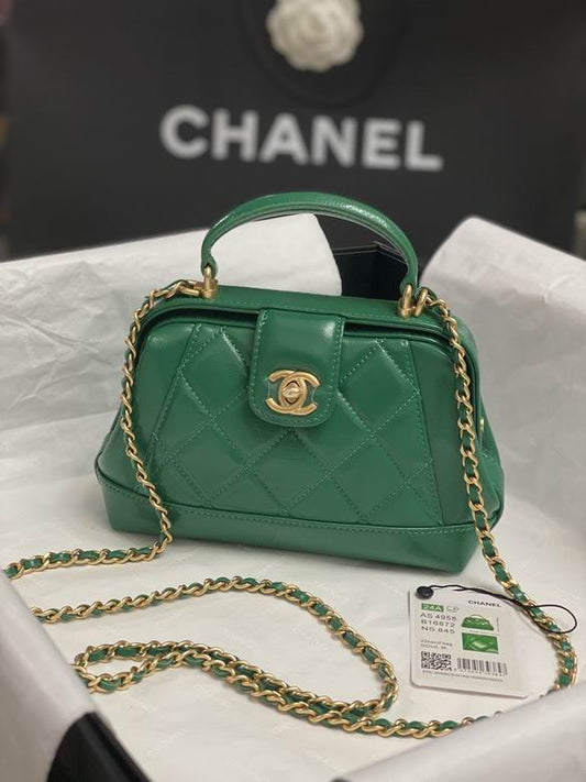 Chanel Inspired Handbags, AA+ Quality 100% Genuine Leather Classic Flap Medium Quilted Lambskin Black Gold, 18X 1 1X 5cm BL 4 Colour for chanel hand bag