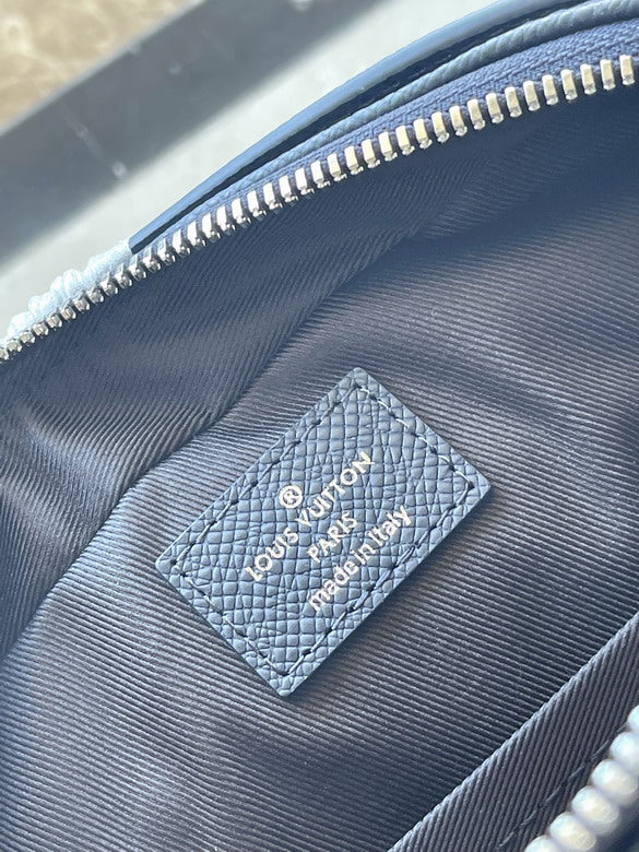 Louis vuitton Inspired Handbags, AA+ Quality 100% Genuine Leather Classic Flap Medium Quilted Lambskin Black Gold, 18X 1 1X 5cm BL 4 Colour