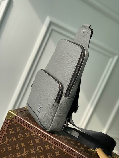 Louis vuitton Inspired Handbags, AA+ Quality 100% Genuine Leather Classic Flap Medium Quilted Lambskin Black Gold, 18X 1 1X 5cm BL 4 Colour