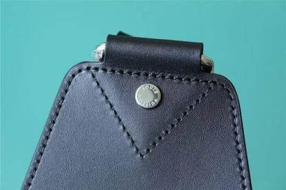 Louis vuitton Inspired Handbags, AA+ Quality 100% Genuine Leather Classic Flap Medium Quilted Lambskin Black Gold, 18X 1 1X 5cm BL 4 Colour