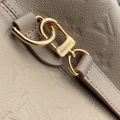 louis vuitton Inspired Handbags, AA+ Quality 100% Genuine Leather Classic Flap Medium Quilted Lambskin Black Gold, 18X 1 1X 5cm BL 4 Colour