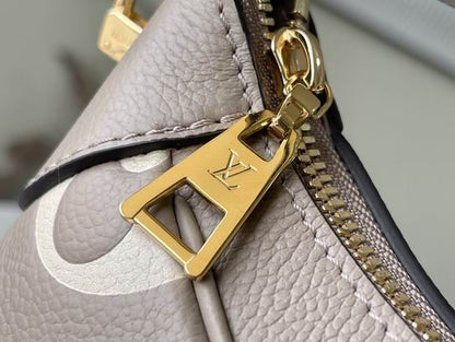 Louis vuitton Inspired Handbags, AA+ Quality 100% Genuine Leather Classic Flap Medium Quilted Lambskin Black Gold, 18X 1 1X 5cm BL 4 Colour