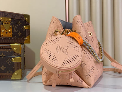 Louis vuitton Inspired Handbags, AA+ Quality 100% Genuine Leather Classic Flap Medium Quilted Lambskin Black Gold, 18X 1 1X 5cm BL 4 Colour