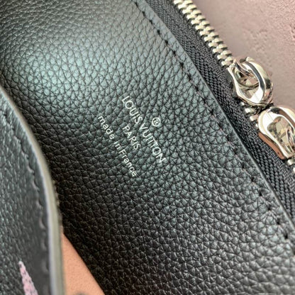 Louis vuitton Inspired Handbags, AA+ Quality 100% Genuine Leather Classic Flap Medium Quilted Lambskin Black Gold, 18X 1 1X 5cm BL 4 Colour