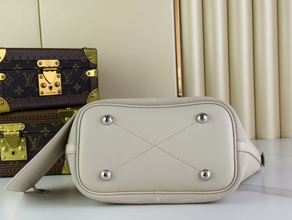 louis vuitton Inspired Handbags, AA+ Quality 100% Genuine Leather Classic Flap Medium Quilted Lambskin Black Gold, 18X 1 1X 5cm BL 4 Colour