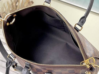 louis vuitton Inspired Handbags, AA+ Quality 100% Genuine Leather Classic Flap Medium Quilted Lambskin Black Gold, 18X 1 1X 5cm BL 4 Colour