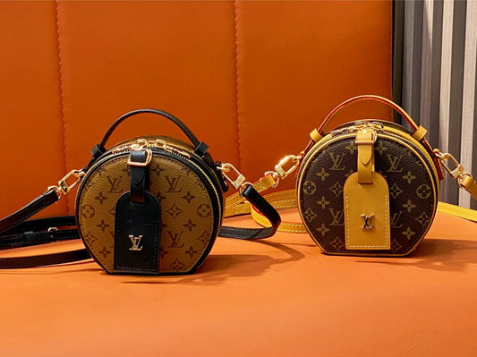 louis vuitton Inspired Handbags, AA+ Quality 100% Genuine Leather Classic Flap Medium Quilted Lambskin Black Gold, 18X 1 1X 5cm BL 4 Colour