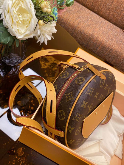 louis vuitton Inspired Handbags, AA+ Quality 100% Genuine Leather Classic Flap Medium Quilted Lambskin Black Gold, 18X 1 1X 5cm BL 4 Colour