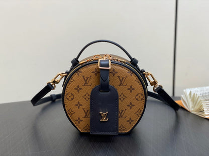 louis vuitton Inspired Handbags, AA+ Quality 100% Genuine Leather Classic Flap Medium Quilted Lambskin Black Gold, 18X 1 1X 5cm BL 4 Colour