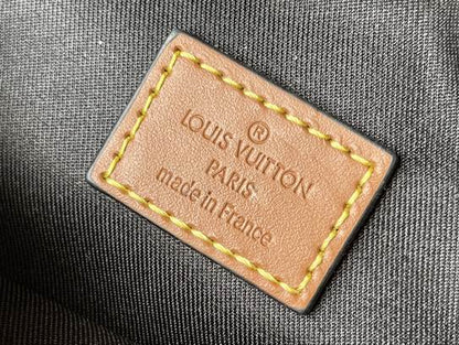 Louis vuitton Inspired Handbags, AA+ Quality 100% Genuine Leather Classic Flap Medium Quilted Lambskin Black Gold, 18X 1 1X 5cm BL 4 Colour