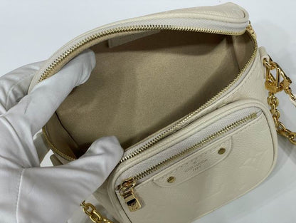 Louis vuitton Inspired Handbags, AA+ Quality 100% Genuine Leather Classic Flap Medium Quilted Lambskin Black Gold, 18X 1 1X 5cm BL 4 Colour