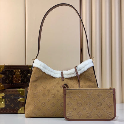 Inspired Handbags, AA+ Quality 100% Genuine Leather Classic Flap Medium Quilted Lambskin Black Gold, 18X 1 1X 5cm BL 4 Colour