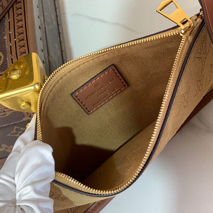Inspired Handbags, AA+ Quality 100% Genuine Leather Classic Flap Medium Quilted Lambskin Black Gold, 18X 1 1X 5cm BL 4 Colour