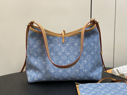 louis vuitton Inspired Handbags, AA+ Quality 100% Genuine Leather Classic Flap Medium Quilted Lambskin Black Gold, 18X 1 1X 5cm BL 4 Colour