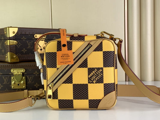 Inspired Handbags, AA+ Quality 100% Genuine Leather Classic Flap Medium Quilted Lambskin Black Gold, 18X 1 1X 5cm BL 4 Colour