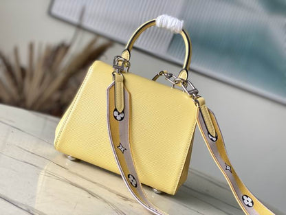 Inspired Handbags, AA+ Quality 100% Genuine Leather Classic Flap Medium Quilted Lambskin Black Gold, 18X 1 1X 5cm BL 4 Colour