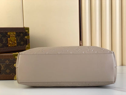 Inspired Handbags, AA+ Quality 100% Genuine Leather Classic Flap Medium Quilted Lambskin Black Gold, 18X 1 1X 5cm BL 4 Colour