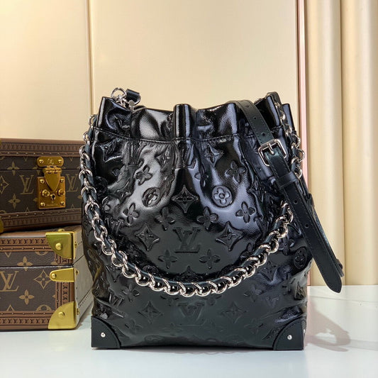 Louis Vuitton Inspired Handbags, AA+ Quality 100% Genuine Leather Classic Flap Medium Quilted Lambskin Black Gold, 18X 1 1X 5cm BL 4 Colour