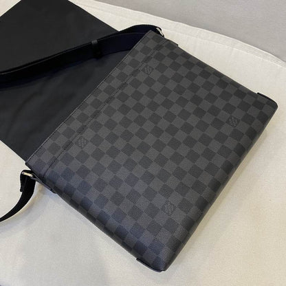Inspired Handbags, AA+ Quality 100% Genuine Leather Classic Flap Medium Quilted Lambskin Black Gold, 18X 1 1X 5cm BL 4 Colour