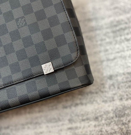 Inspired Handbags, AA+ Quality 100% Genuine Leather Classic Flap Medium Quilted Lambskin Black Gold, 18X 1 1X 5cm BL 4 Colour