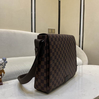 Inspired Handbags, AA+ Quality 100% Genuine Leather Classic Flap Medium Quilted Lambskin Black Gold, 18X 1 1X 5cm BL 4 Colour