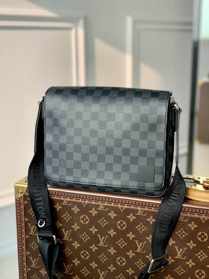 Inspired Handbags, AA+ Quality 100% Genuine Leather Classic Flap Medium Quilted Lambskin Black Gold, 18X 1 1X 5cm BL 4 Colour