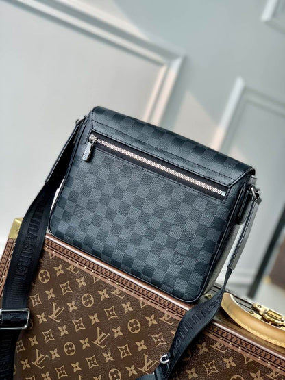 Inspired Handbags, AA+ Quality 100% Genuine Leather Classic Flap Medium Quilted Lambskin Black Gold, 18X 1 1X 5cm BL 4 Colour