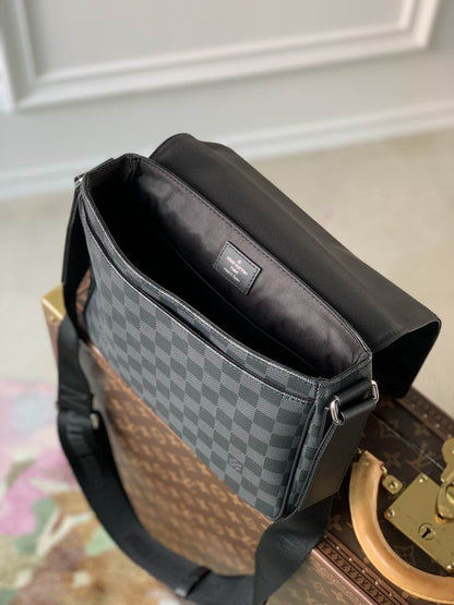 Inspired Handbags, AA+ Quality 100% Genuine Leather Classic Flap Medium Quilted Lambskin Black Gold, 18X 1 1X 5cm BL 4 Colour