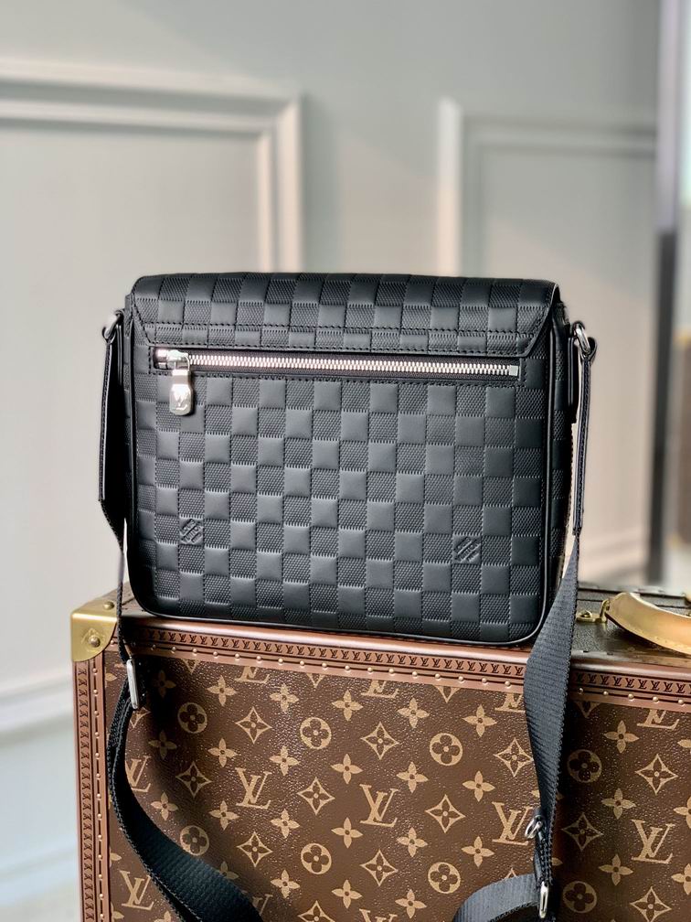 Inspired Handbags, AA+ Quality 100% Genuine Leather Classic Flap Medium Quilted Lambskin Black Gold, 18X 1 1X 5cm BL 4 Colour