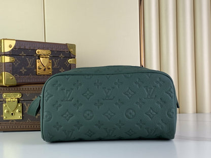 Inspired Handbags, AA+ Quality 100% Genuine Leather Classic Flap Medium Quilted Lambskin Black Gold, 18X 1 1X 5cm BL 4 Colour